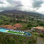 Bed & Breakfast In Nature Santana (Madeira)