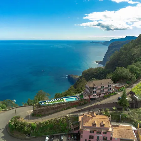Oda ve Kahvaltı In Nature Santana (Madeira)
