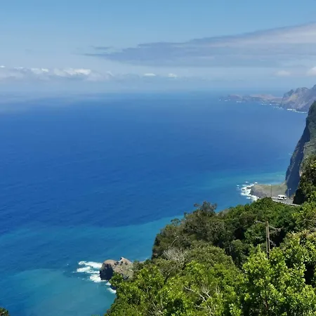 Oda ve Kahvaltı In Nature Santana (Madeira)