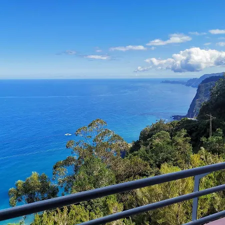 Bed & Breakfast In Nature Santana (Madeira)