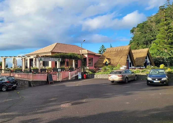 Bed & Breakfast In Nature Santana (Madeira)