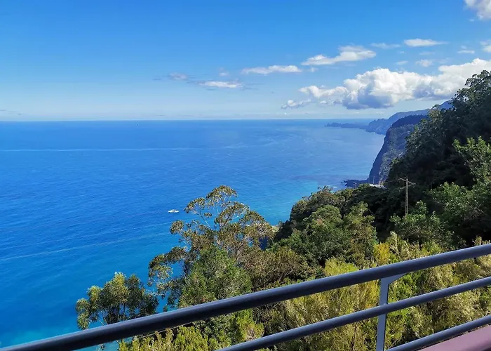 Bed and Breakfast In Nature Santana (Madeira)